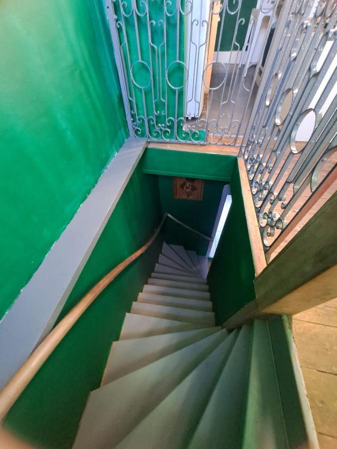 The Green Retromodern Duplex